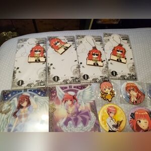 Quintessential Quintuplets Merch Bundle